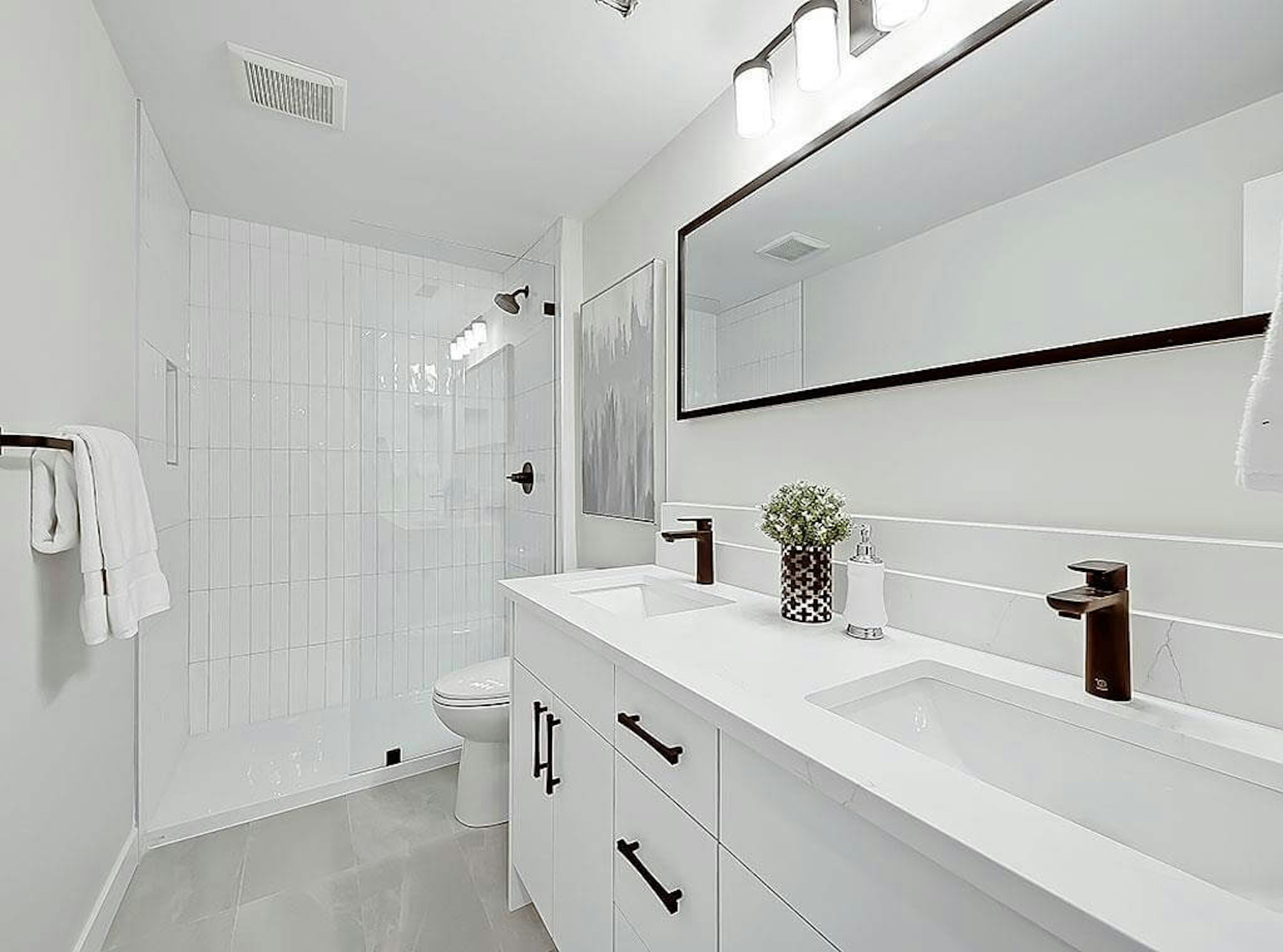 Why Choose In House Renovations to Renovate Your Bathroom?